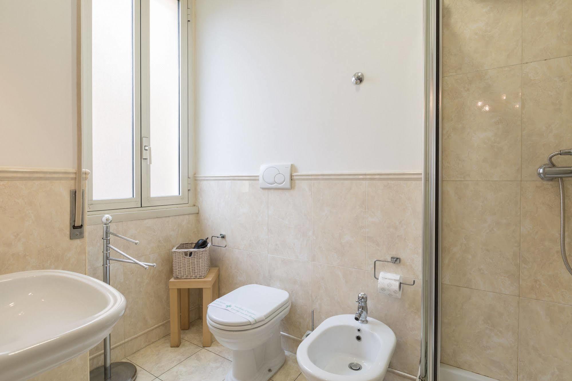 Suites Piazza Del Popolo Рим Екстер'єр фото