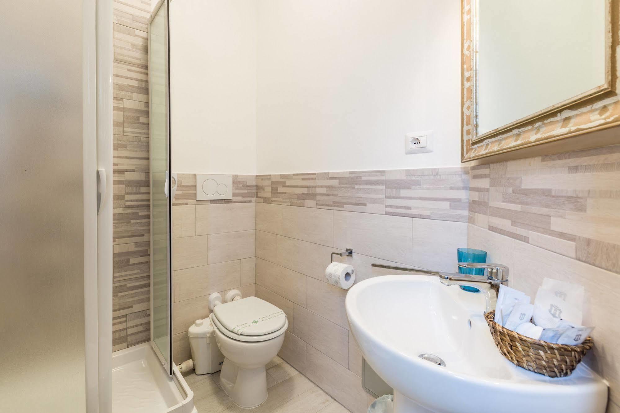 Suites Piazza Del Popolo Рим Екстер'єр фото